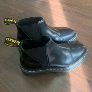 Chelsea doc martens